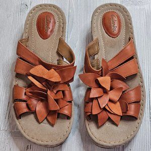 Clarks Artisan Amaya Lily Orange Flower Leather Wedge Slide Sandal Size 9M